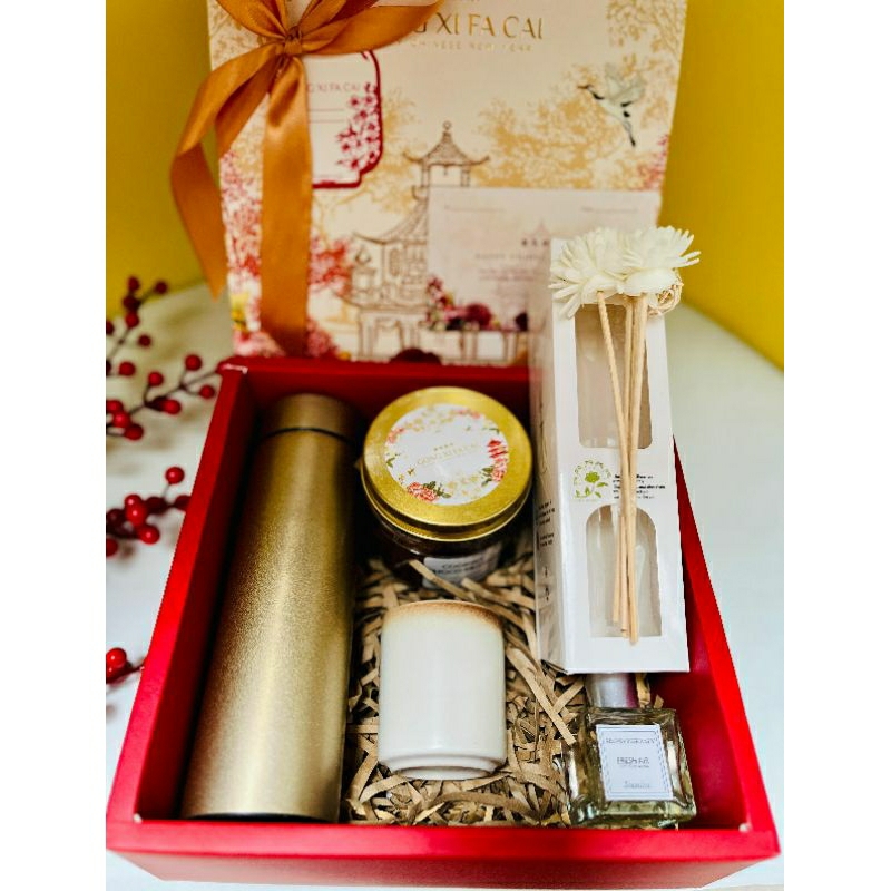 

HAMPERS IMLEK/PARCEL SINTJIA-SHENZHEN