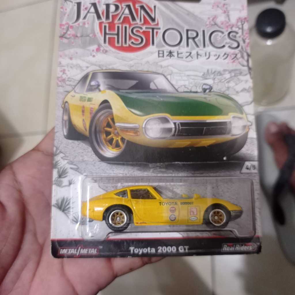 Hotwheels premium japhis japan historics toyota 2000 gt ban karet