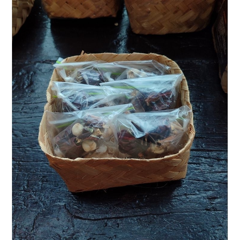 

Wedang Herbal Sebug (Segar Bugar). Racikan Alami Homemade tanpa pengawet dan pemanis buatan isi 6pcs