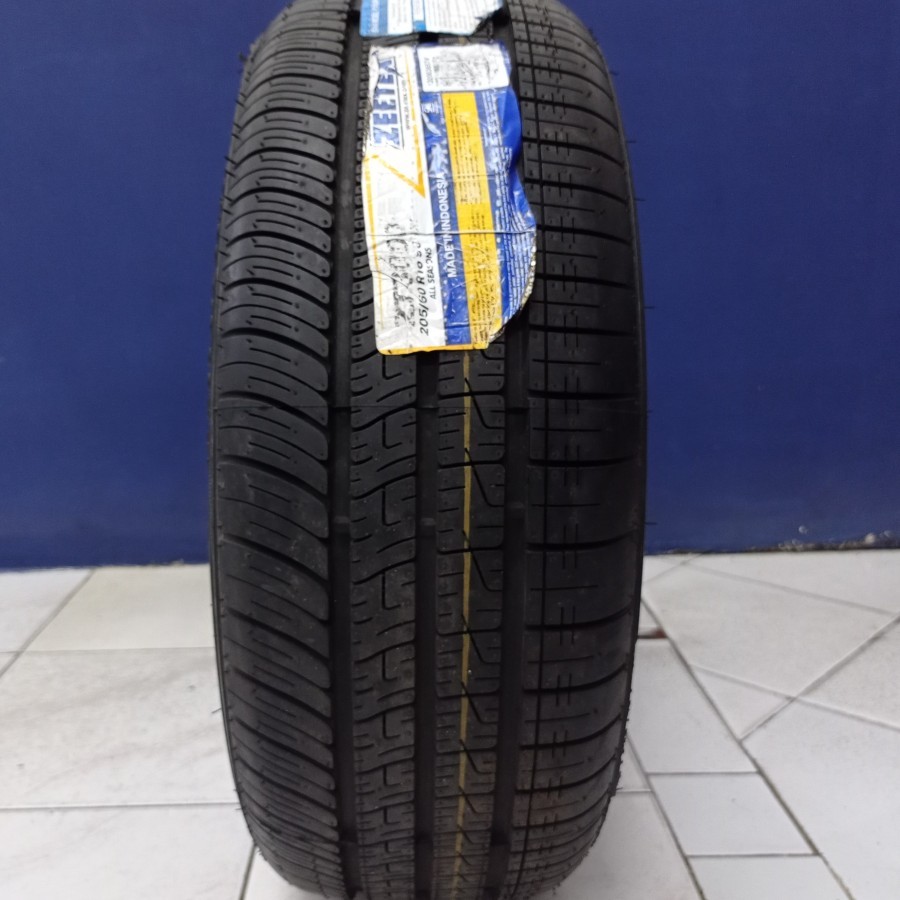 BAN MOBIL TUBLES RING 16 ZEETEX ZT 3000 205 60 R16 BAN MURAH PRODUKSI LOKAL