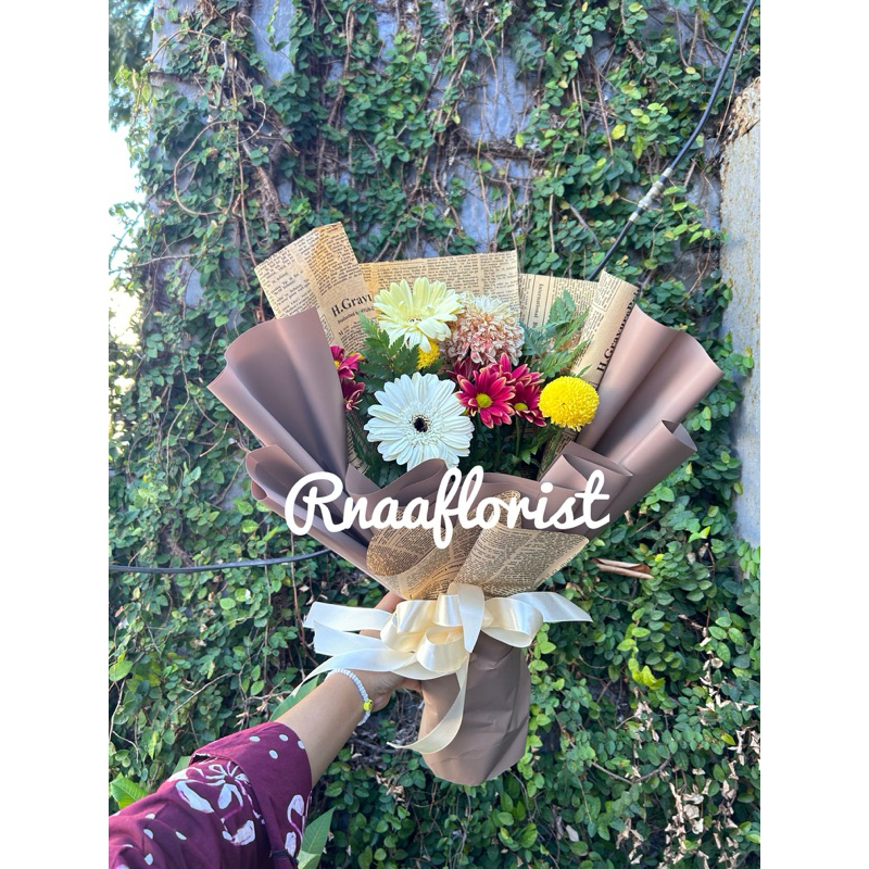 buket bunga murah/bunga asli/buket bunga wisuda/buket bunga ultah/ buket bunga surabaya