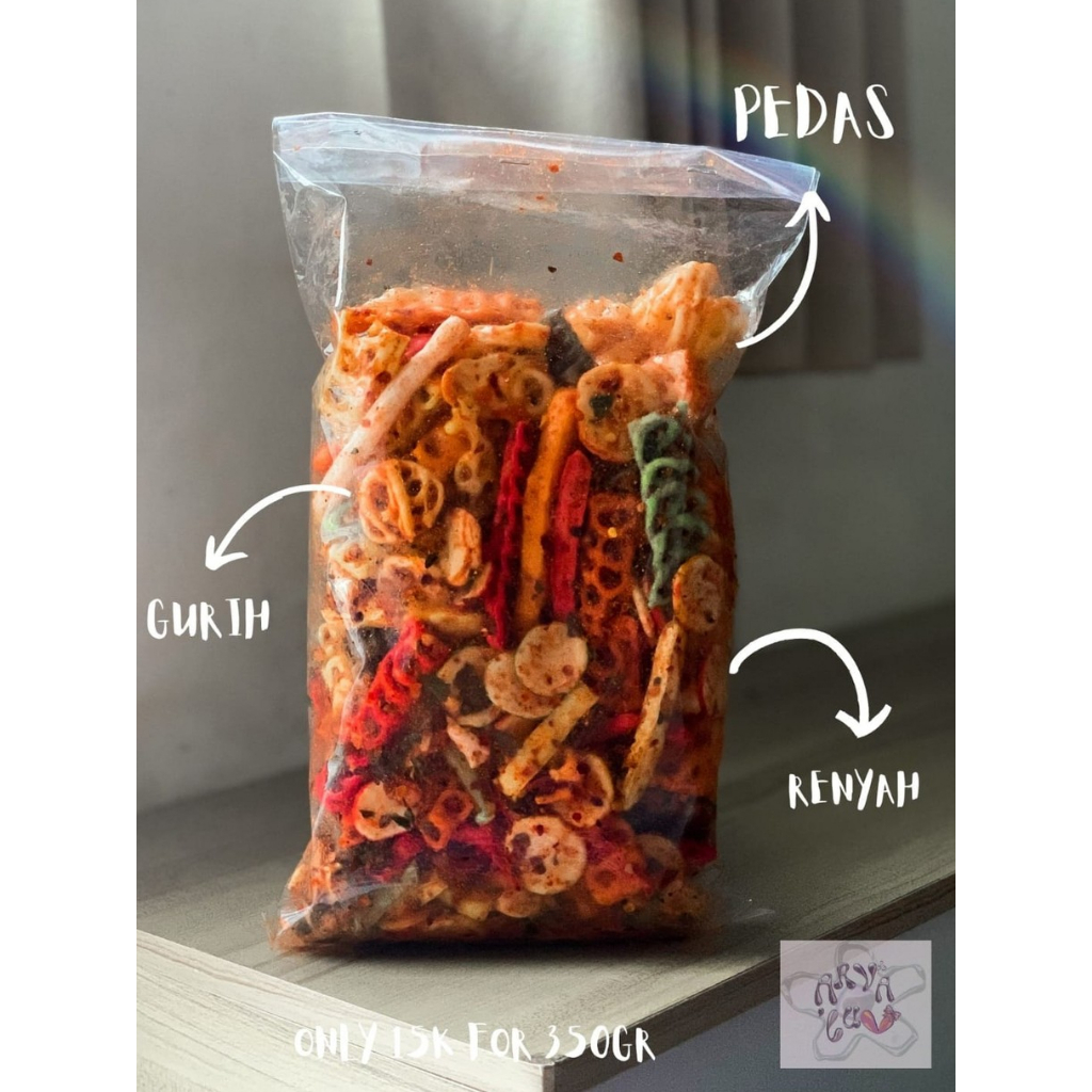 

Kerupuk Seblak MIX Pedas Daun Jeruk 350gr snack seblak