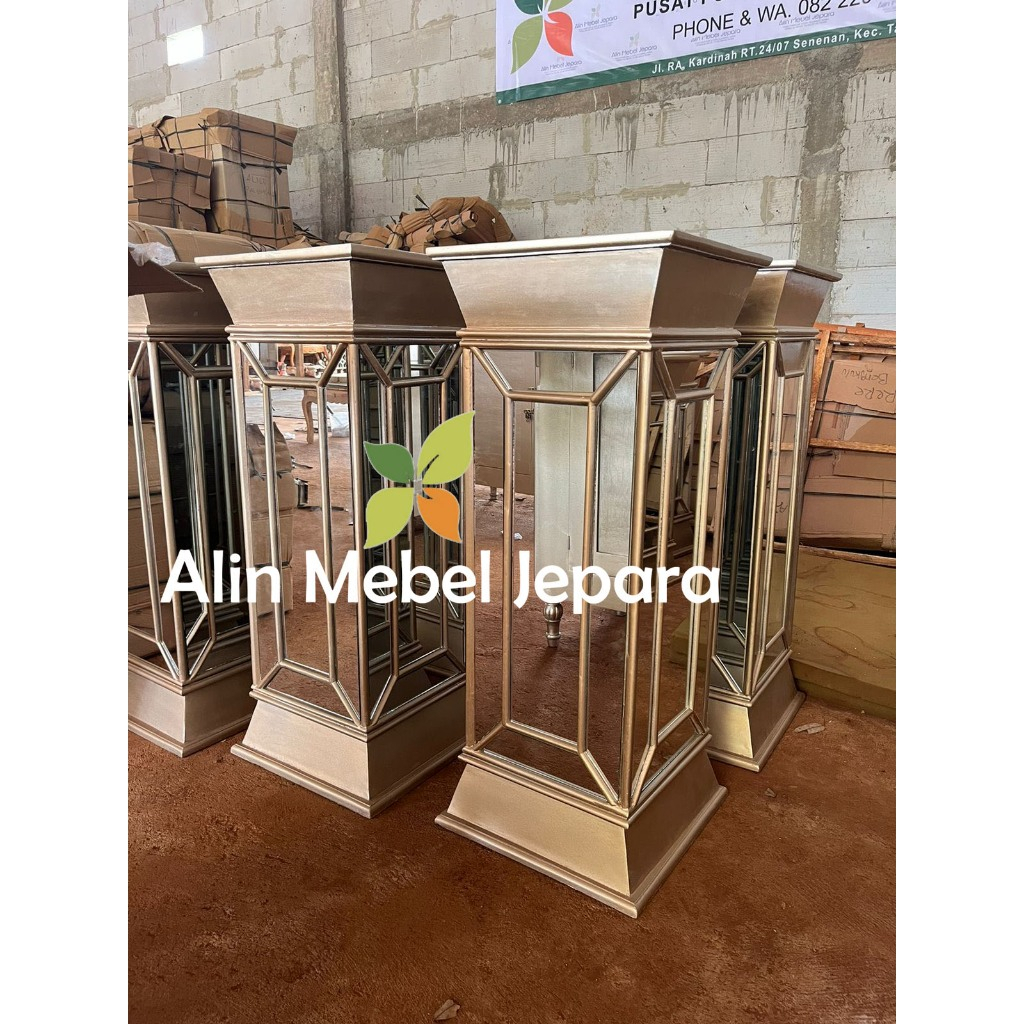 Standing Flower Kaca , Pot Kaca , Kursi Pelaminan , Sofa Pelaminan , Dekorasi Pelaminan