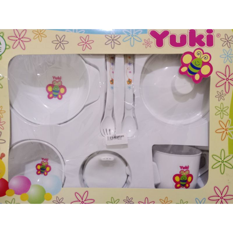 YUKI SET MAKAN BAYI / YUKI BABY GIFT SET BPA FREE