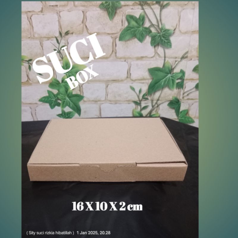 

kardus box die cut ukuran 16 X 10 X 2 cm model pizza buat accesoris dll