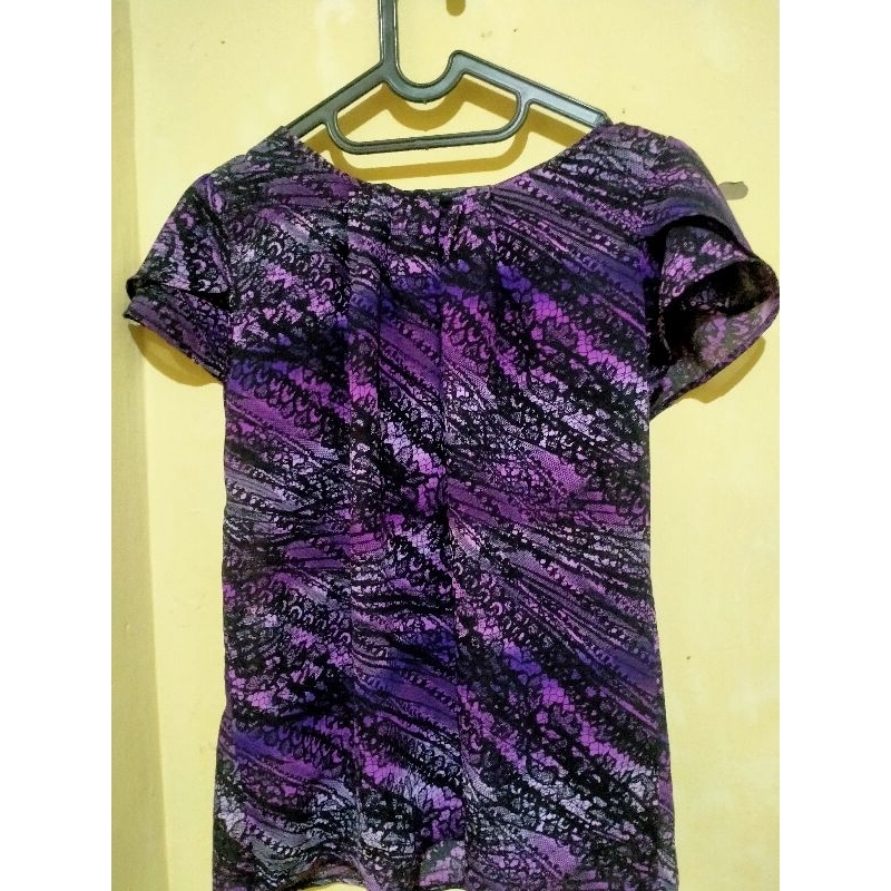 Kaos batik wanita