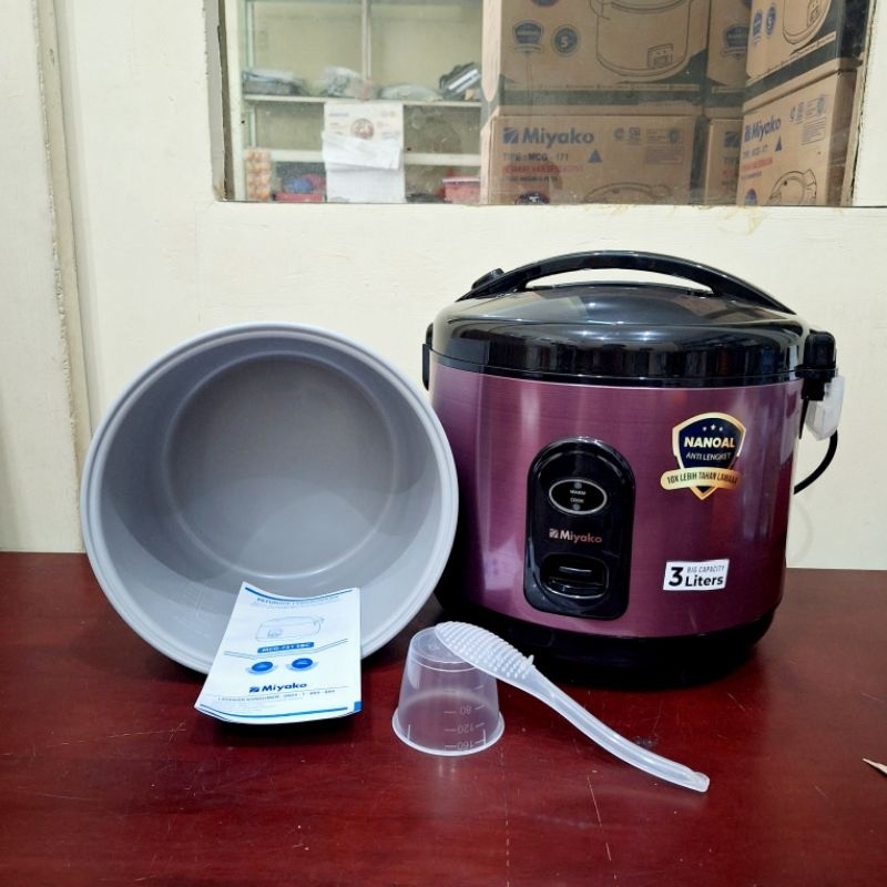 Magic Com 3 Liter Miyako MCG 751 SBC