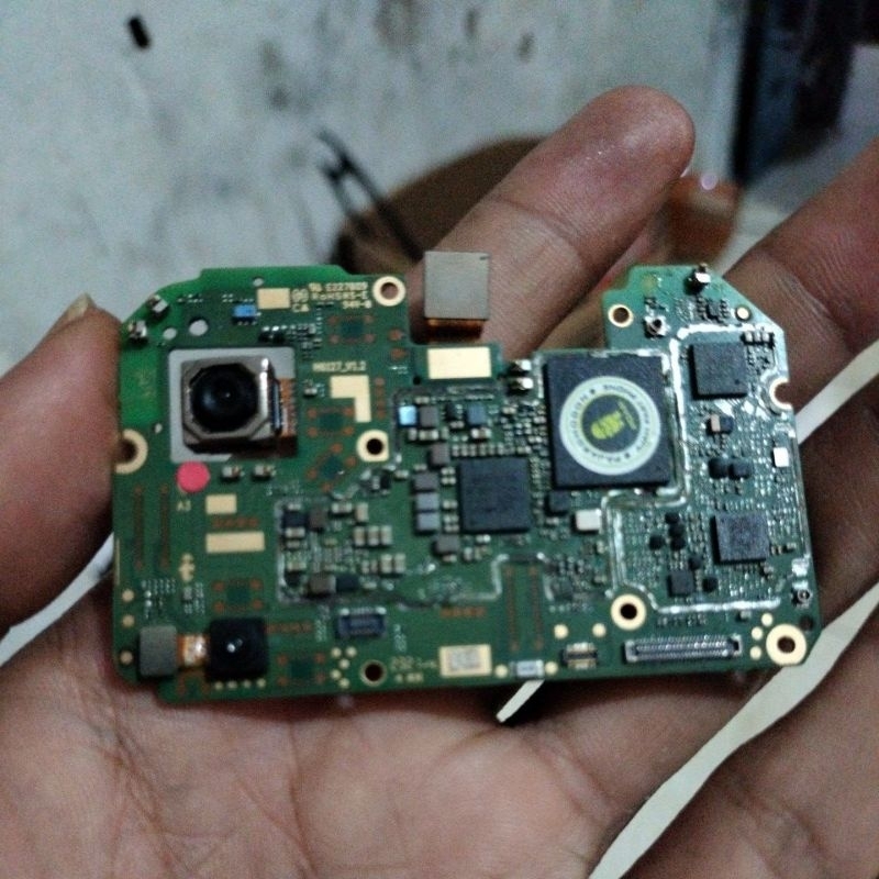 Mesin infinix smart 7 Hidup, minus baca deskripsi...