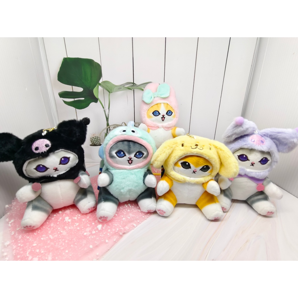 Gantungan Kunci Boneka Mofusand dengan Kostum Karakter Sanrio (Kuromi, Melody, Purin, Hangyodon)