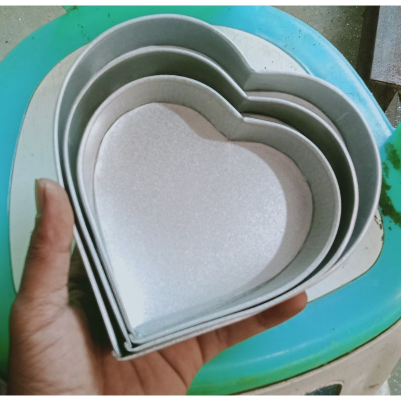 1set loyang love mini/loyang kue mini