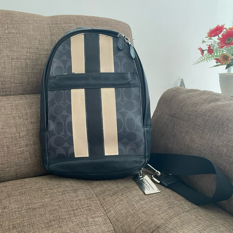 (SUDAH LAKU TERJUAL) Tas Cowok Sling Coach Charles Signature Men Original 100%