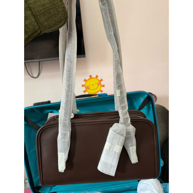 Coach Swing Zip Maple Original