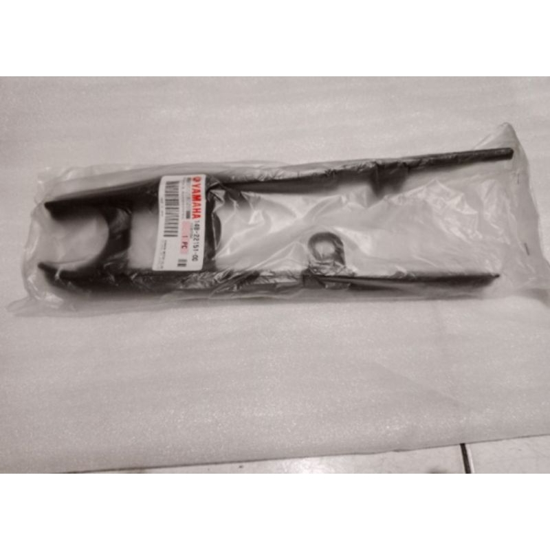 KARET DUDUKAN RANTAI YZF-R1 ASLI ORIGINAL YGP / 14B-22151-00