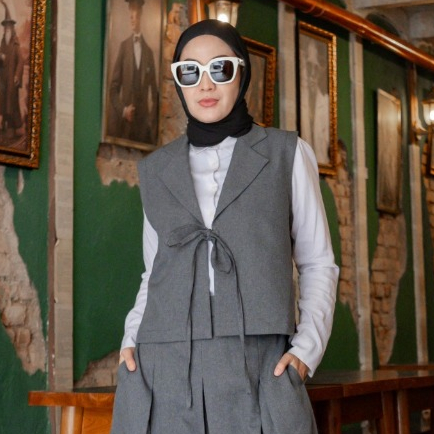 Monel - Atasan / Top /Outer Wanita - Olyana Vest