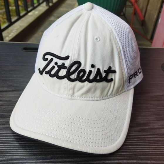 topi olahraga golf pria wanita titleist new era series second Limited