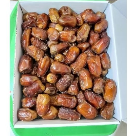 

KURMA GOLDEN VALLEY 1KG KURMA MADU MESIR KURMA GOLDEN
