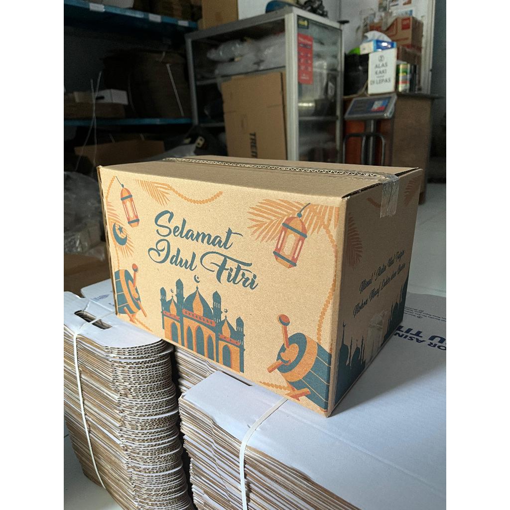 

DUS LEBARAM IDUL FITRI UKURAN SMALL 32X21X19.5 HARGA PABRIKK TERMURAH
