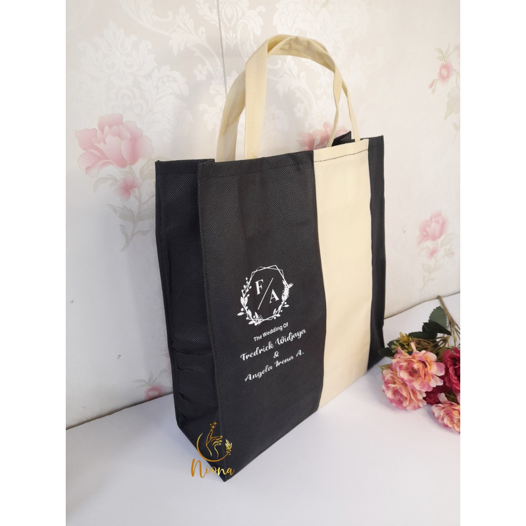

Tas Souvenir Wedding | JIWON Bag | Totebag Seminar | Tas Kelahiran Bayi | Tas Olshop | Tas Kain Spunbond | Cantik Kekinian Free Sablon