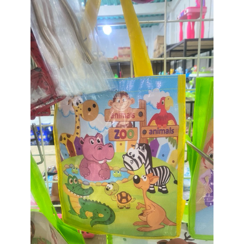 

TAS BINGKISAN ULANG TAHUN