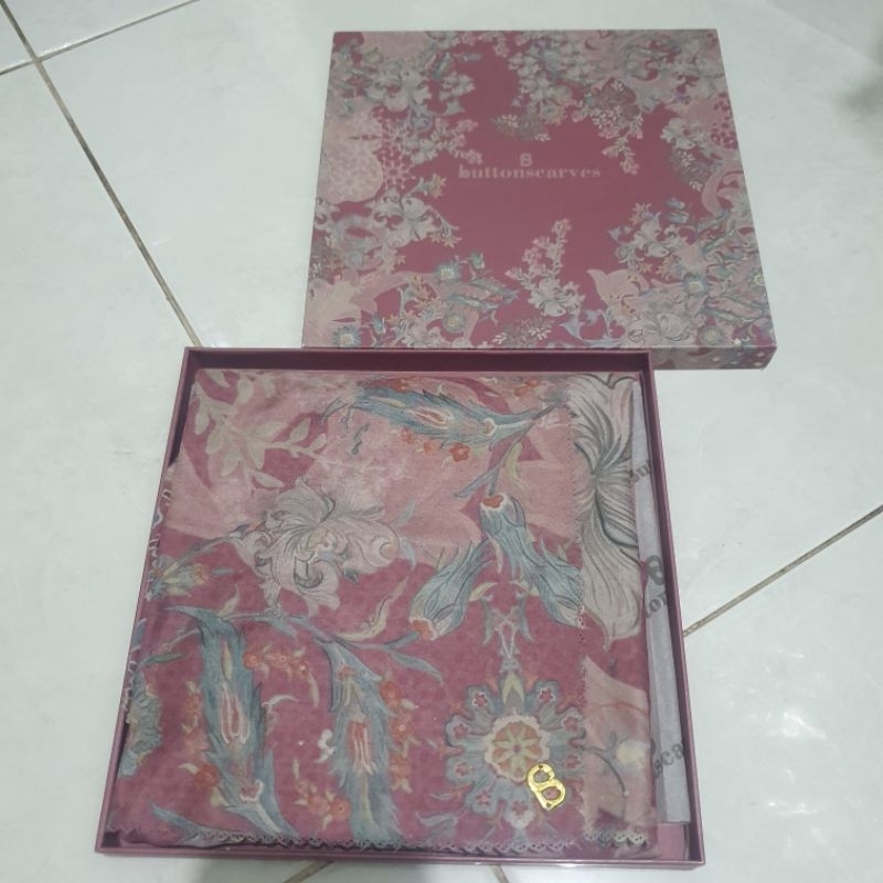 Preloved Buttonscarves Topkapi - Raspberry