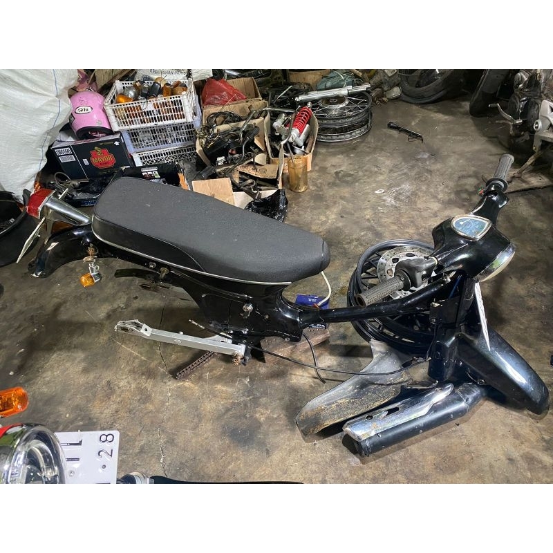 Rangka Kerangka Roling Rolling Sasis Frame Bayangan C70 Tatanan Sambung Buntut Tinggal naik Mesin