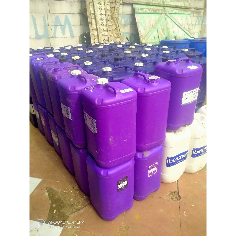 jerigen plastik 32 liter, jerigen kapsul, jerigen tebal, jerigen pantat monyet.