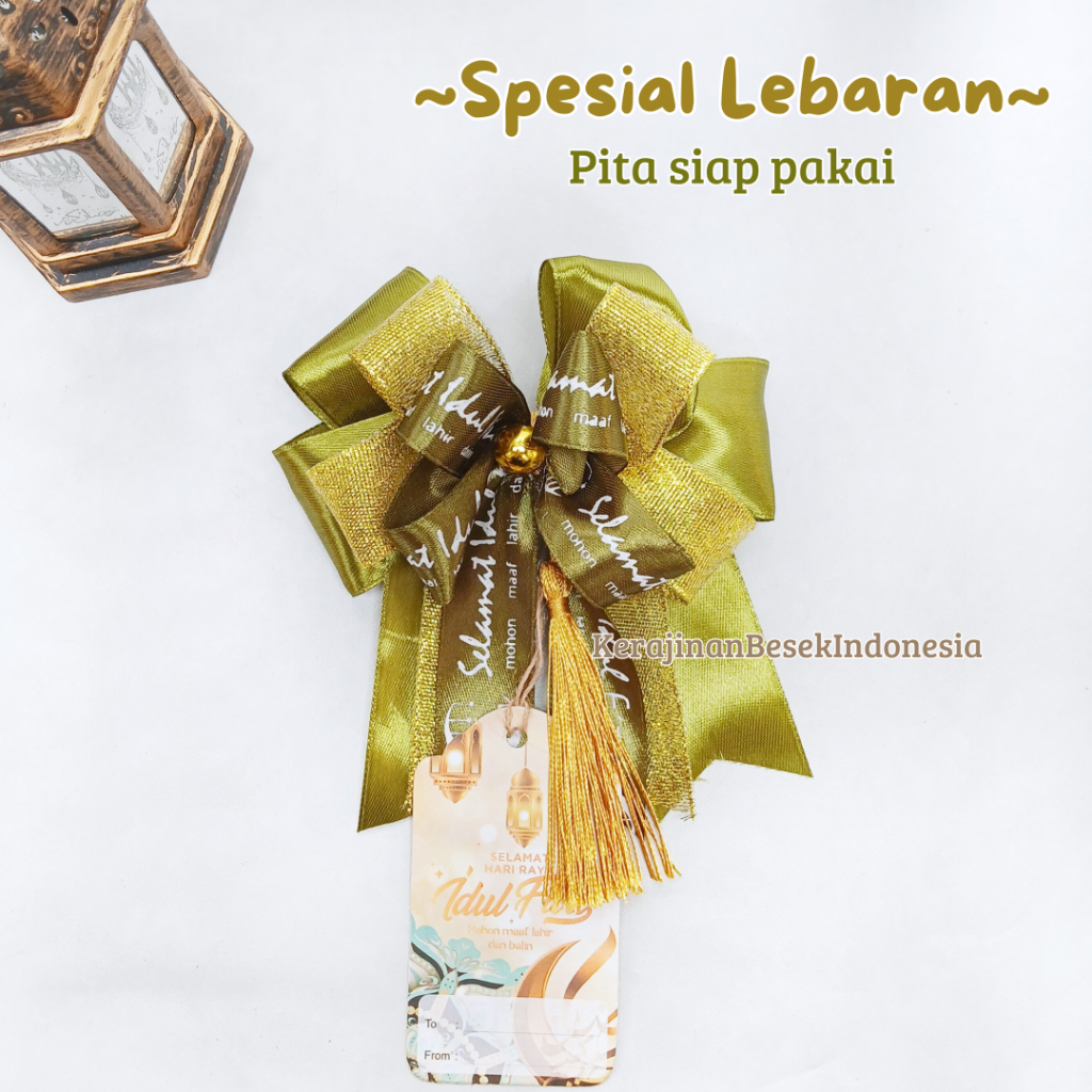 

READY STOCK RANGKAIAN PITA LEBARAN 2025 BONUS HANG TAG Parsel lebaran ketupat hampers idul fitri adha box kado hijau merah murah