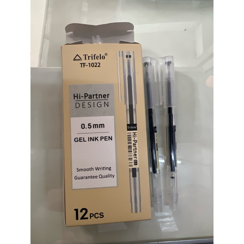 

Pulpen Pena Trifelo Semi Gel, Gel Polos, Batik dan 4 warna