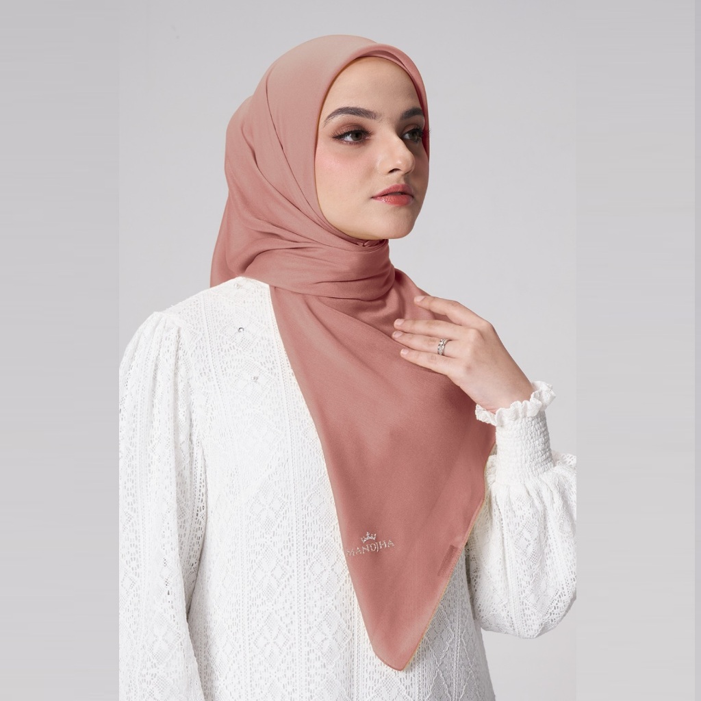 Essential Blush Pink 03 Polos Basic Scarf Mandjha Ivan Gunawan Hijab Segi Empat Glitter Original
