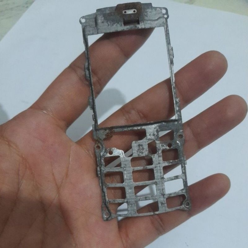 Penjepit mesin nokia 110 tutup lcd nokia 110