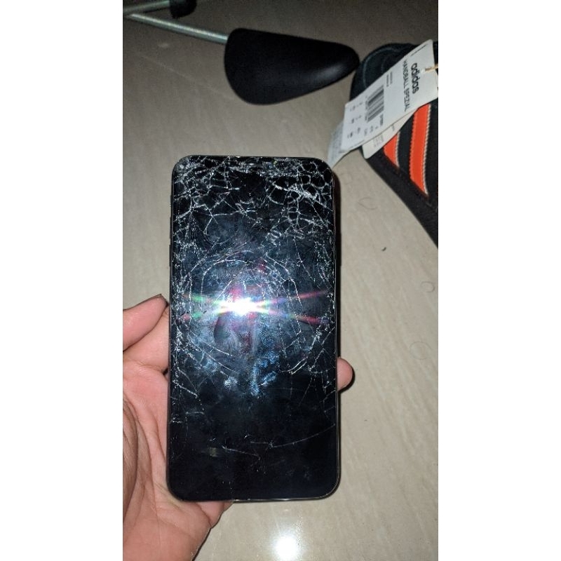 iphone xs max minus pecah