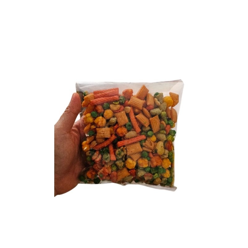 

Kacang Mix 200 Gr ( sesuai gambar )