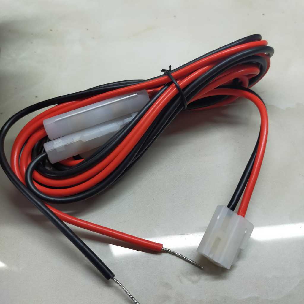 Kabel DC Cord Radio DC 12V 3M Rig Alinco Icom Kenwood Yaesu