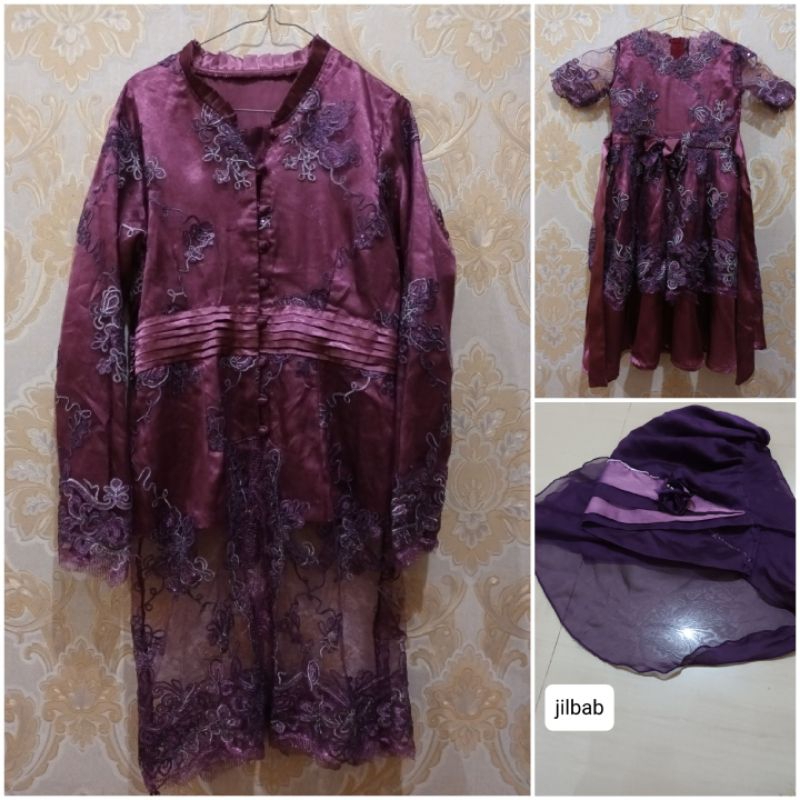 preloved kebaya coupel ibu dan anak harga sdh 1set ya bonus jilbab