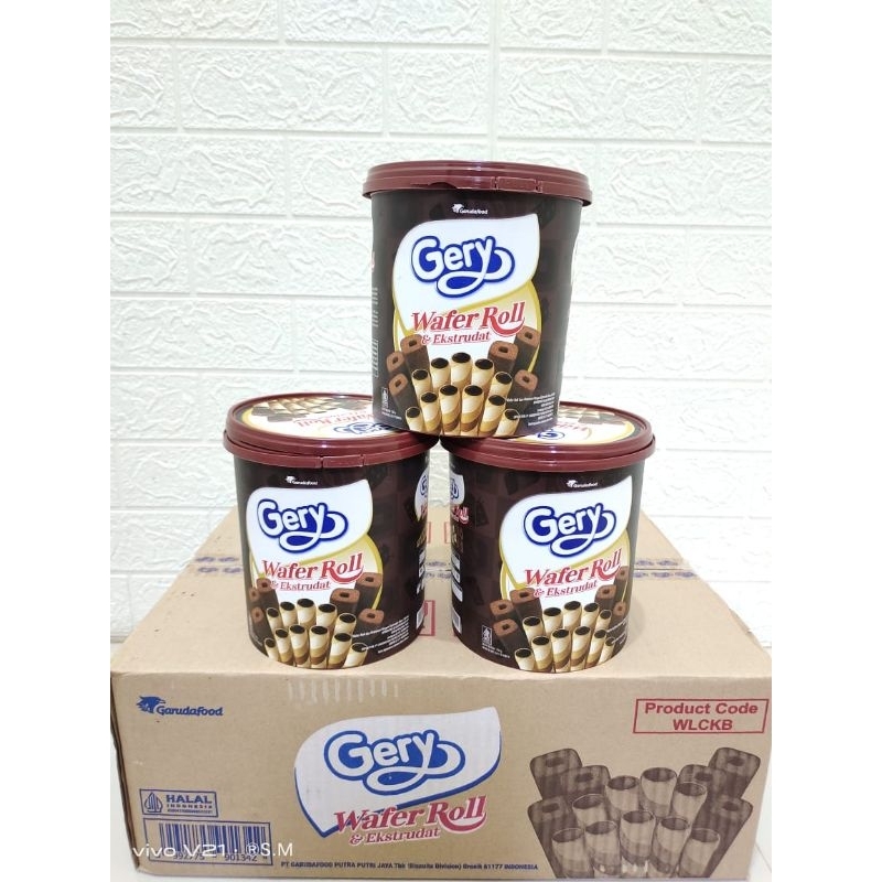 

Gery Wafer Roll & Ekstrudat coklat 1 dus isi 6 wadah