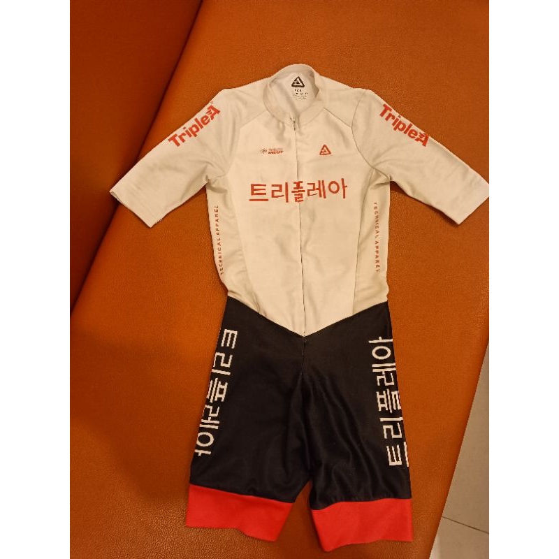 Skinsuit Sepatu Roda Triple A