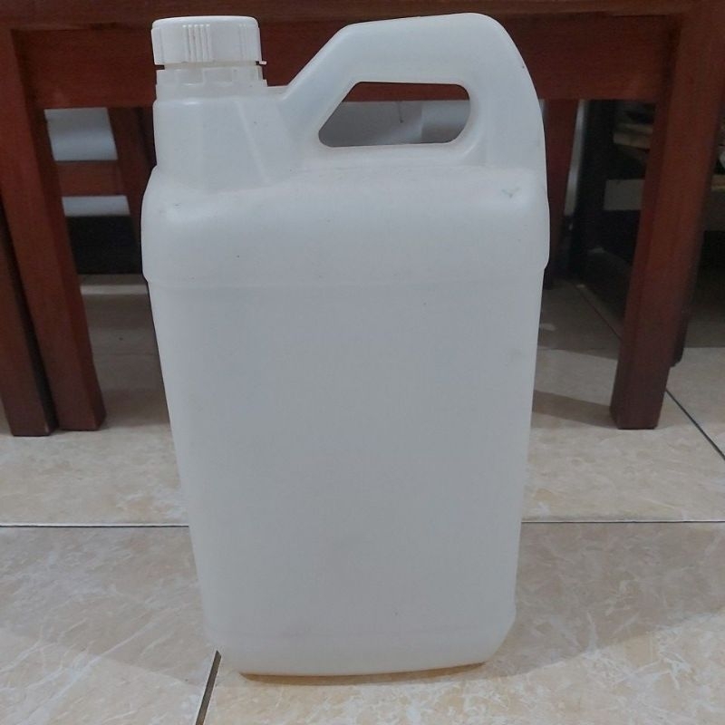 Jerigen 5 Liter (5000 ml) Bahan Tebal Tutupnya Double..Aman Tanpa Bocor