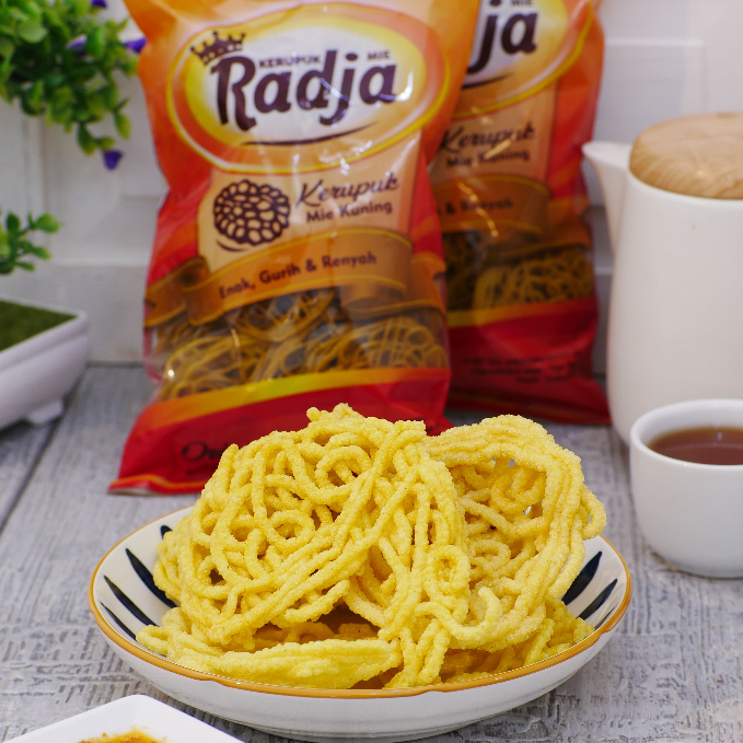 

Kerupuk Mie Kuning - Premium 200gr