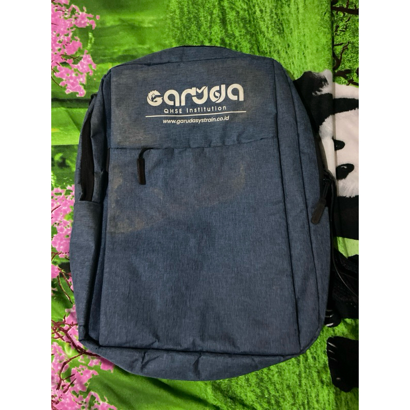 Tas ransel muat laptop 14 inch