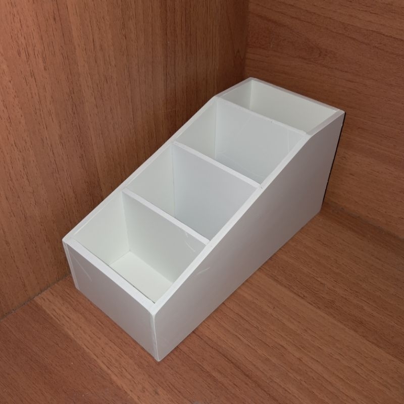 

Rak Tempat Pensil Peralatan Sekolah Alat Tulis Dll 4 Slot