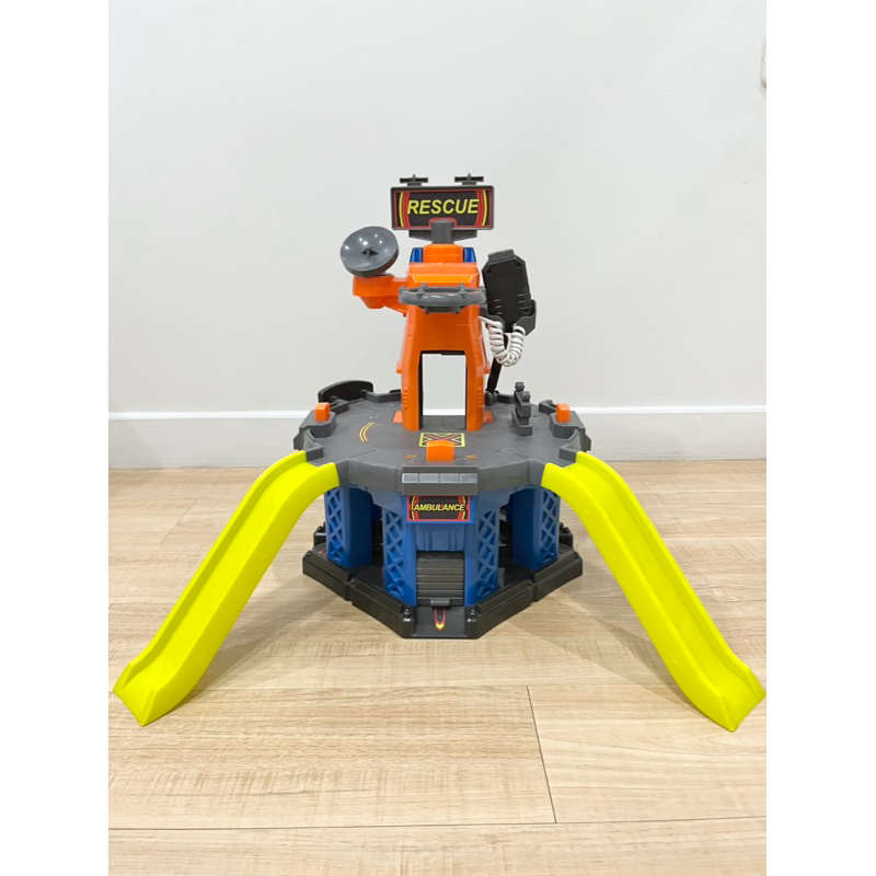 ELC Big City Garage Preloved Mainan anak laki-laki