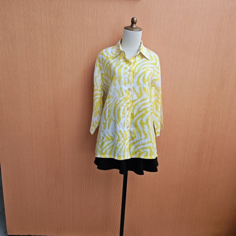 kemeja putih wanita motif zebra kuning NAN cewek L jumbo XL oversized linen MEWAH