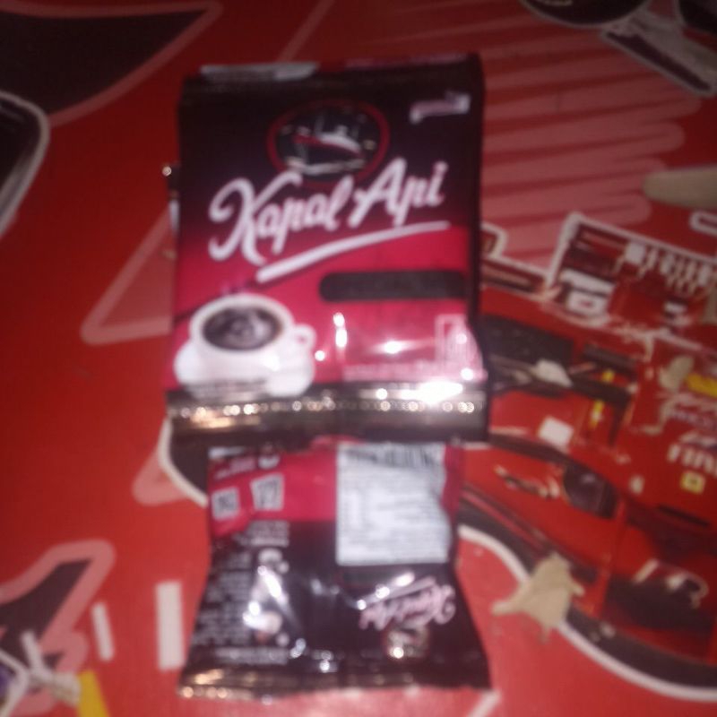 

Kopi Kapal Api Spesial Mix Renceng Isi 10 Sachet