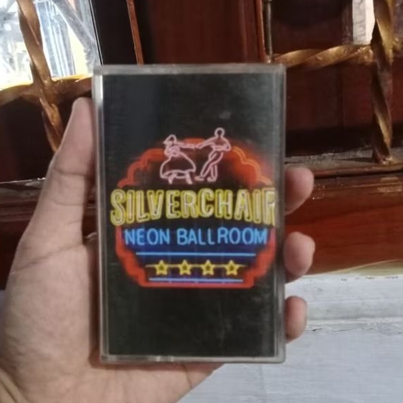 Kaset Pita Silverchair Neon Ballroom