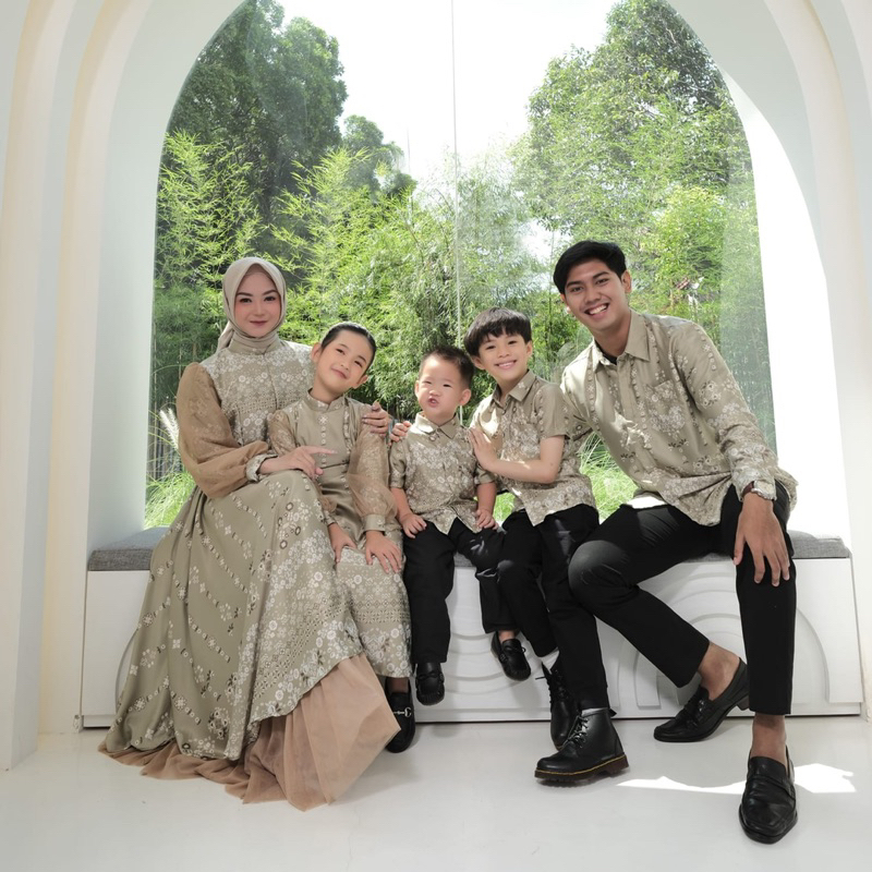 Shafira Dress