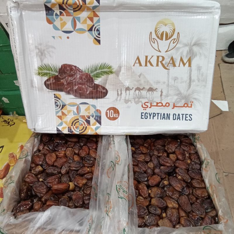 

Akram kurma mesir 10kg egyptian dates