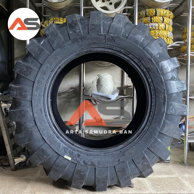 Ban Loader Traktor Uninest R4 16.9 - 28 12PR Tubeless
