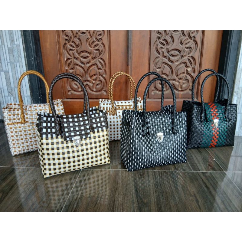 Tas Jali Tutup muat 4- 5kg beras/gula / Tas wanita / Tas jali premium
