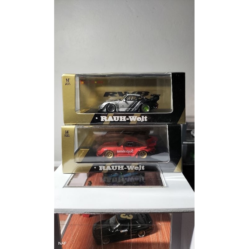 star model porsche rwb 993 supreme + rwb cyberpunk om howard