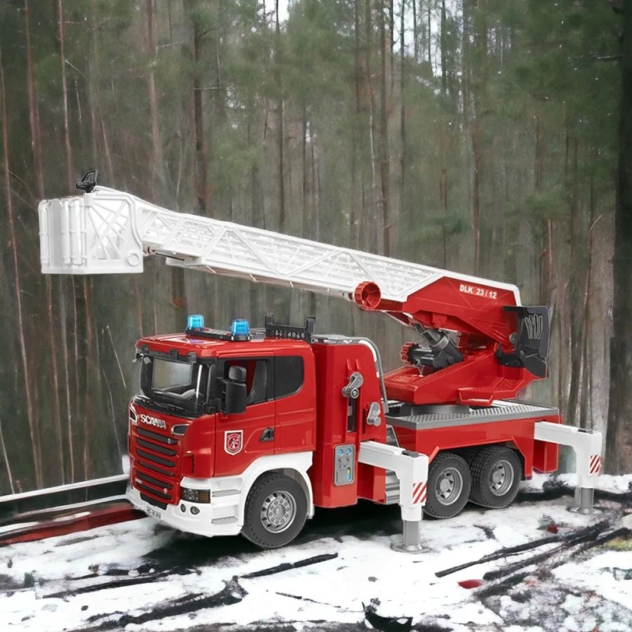 Bruder 3590 Scania R-Series Fire Engine with Water Pump - Mainan Miniatur Truk Pemadam Kebakaran
